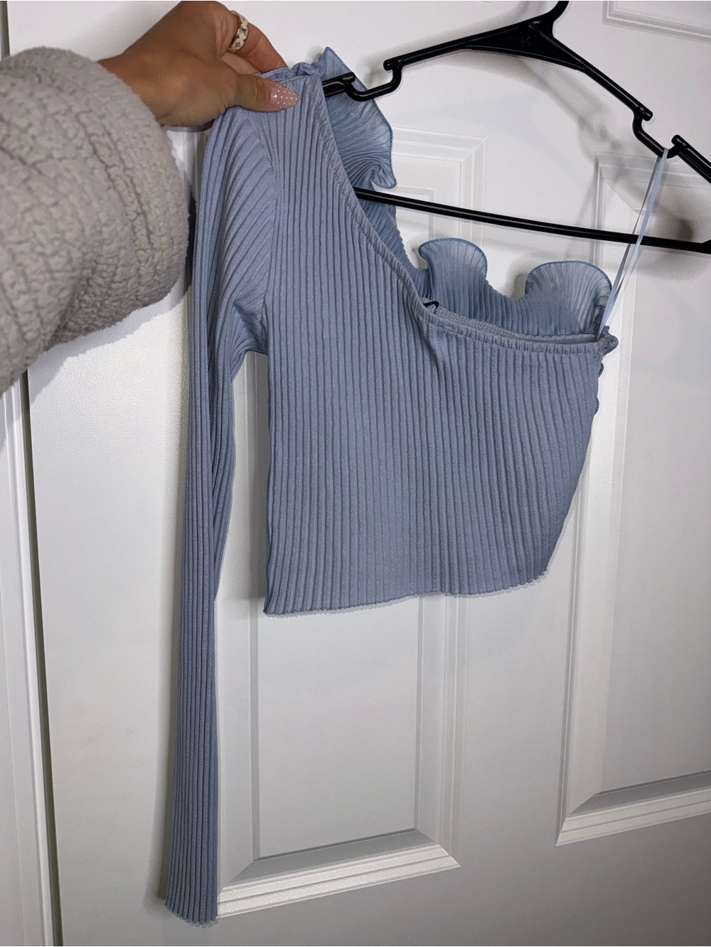 Zara Asymmetrical One-Shoulder Ruffle Ribbed Crop Top - Light Blue - Picture 5 of 5